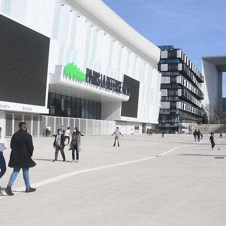 Charmant Studio Calme, Proche La Defense & Paris ラ・ガレンヌ・コロンブ エクステリア 写真